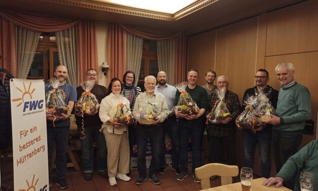 Paul Hartmann für 20 Jahre im Gemeindevorstand geehrt