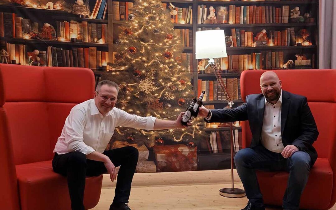 Bürgermeister Christof Heller verabschiedet und Oliver Hölz zum neuen Bürgermeister ernannt